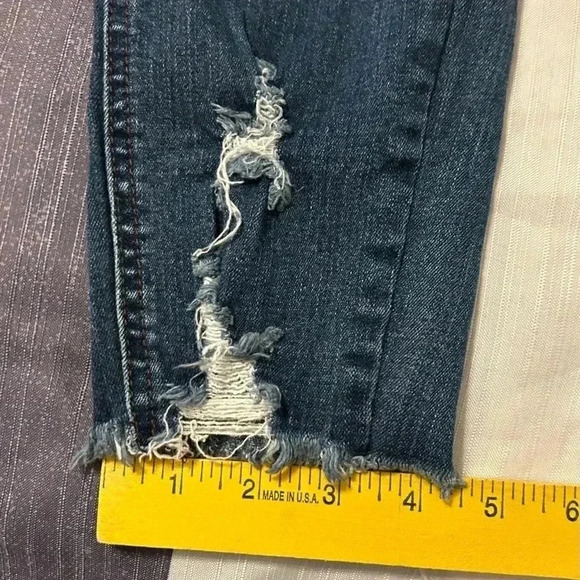 Resfeber Woman’s Boyfriend Distressed Ragged Hem/Cuff Skinny Jeans Size 0 in EUC - Picture 10 of 11